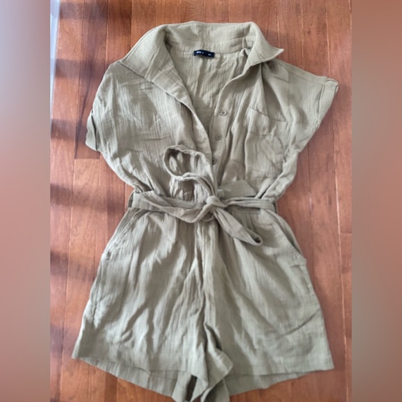 Blu Pepper Olive Green Women's Jumpsuit - Picture 2 of 4